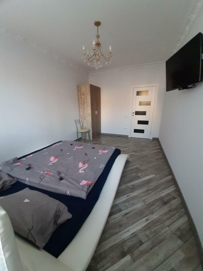 Apartment In Serbska Львов Экстерьер фото