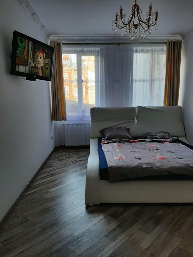Apartment In Serbska Львов Экстерьер фото